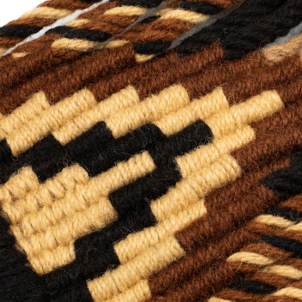 Pool's mohair western girth with central leather reinforcement