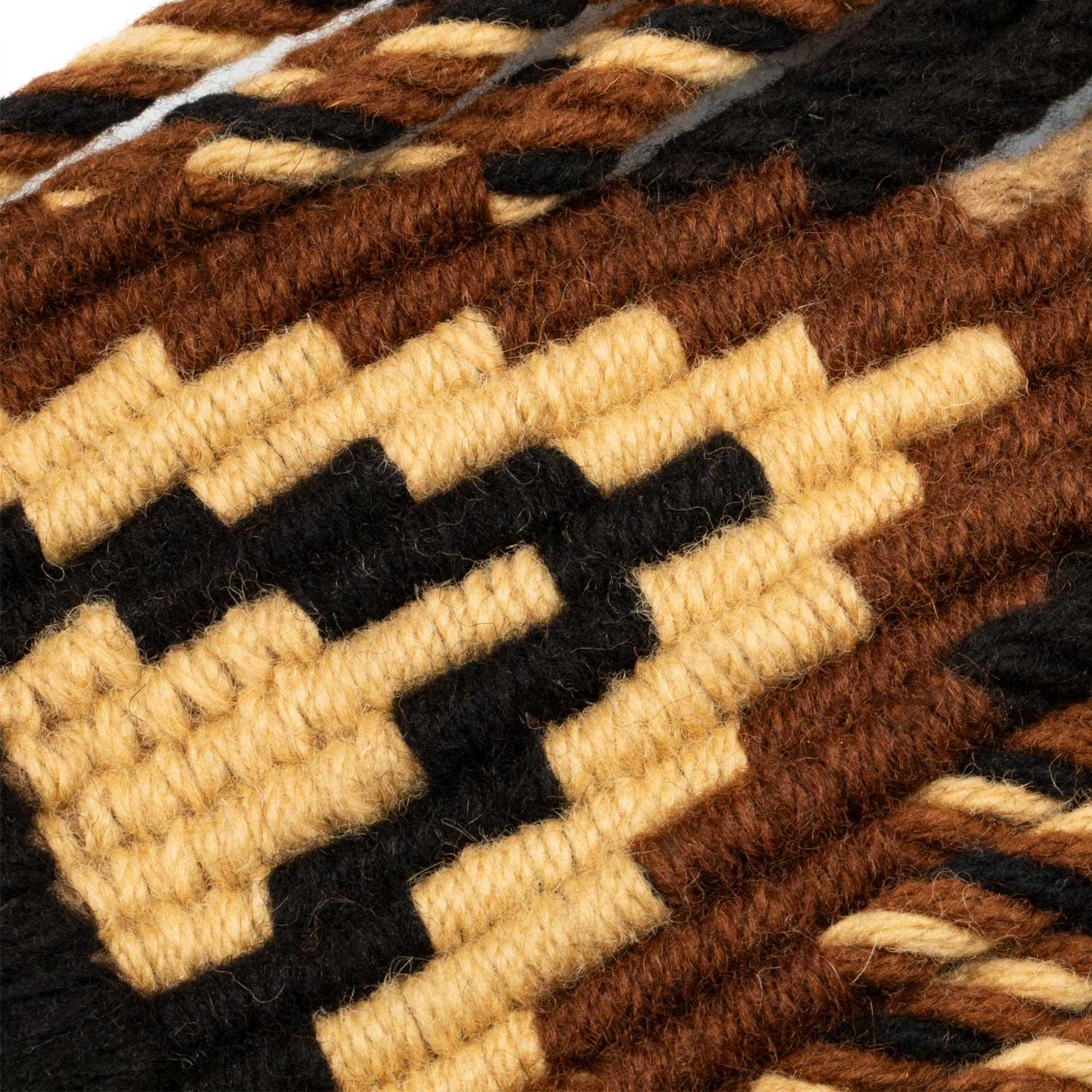 Pool's mohair western girth with central leather reinforcement