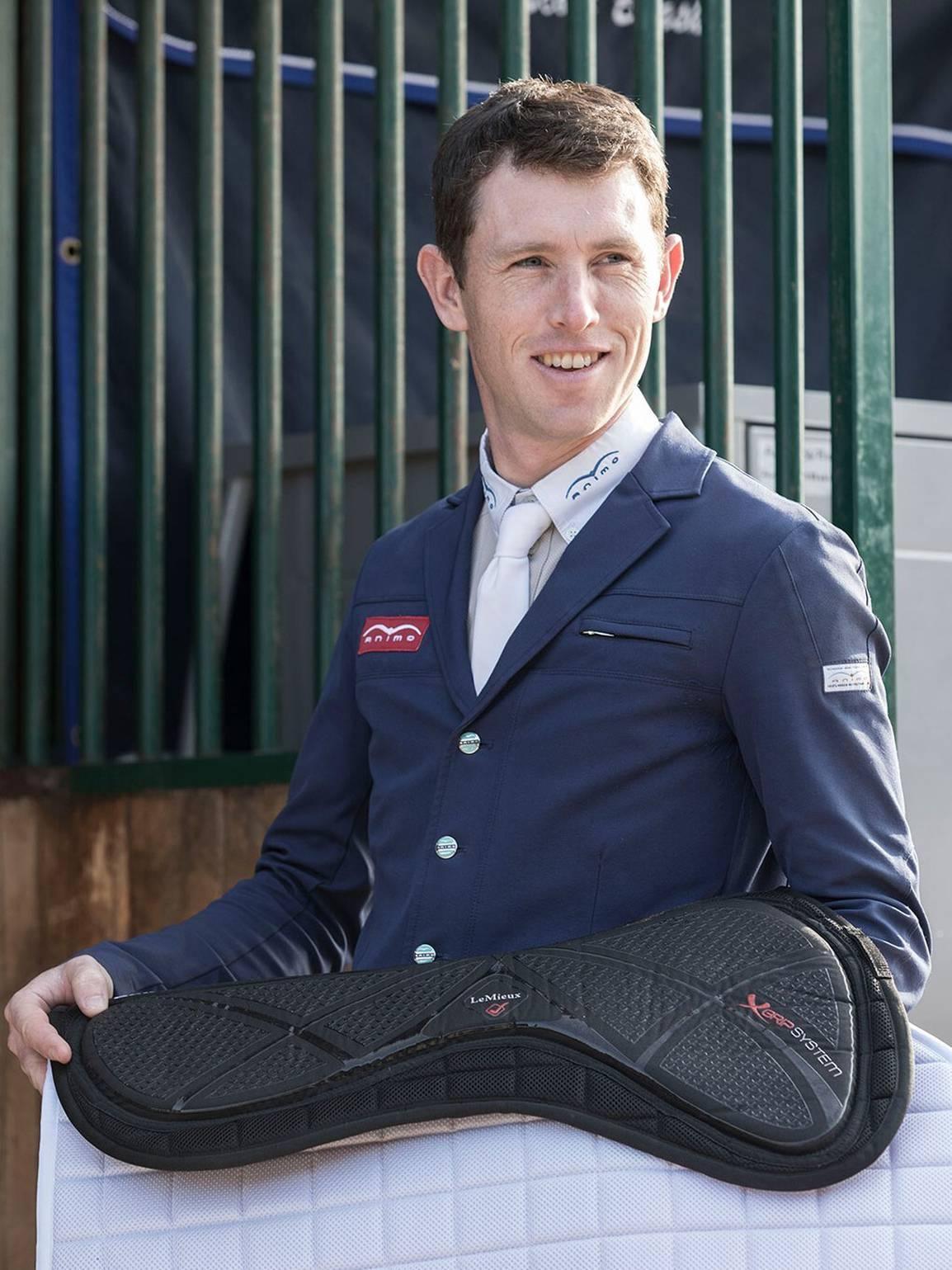 LeMieux X-grip silicone half pad - HorseworldEU