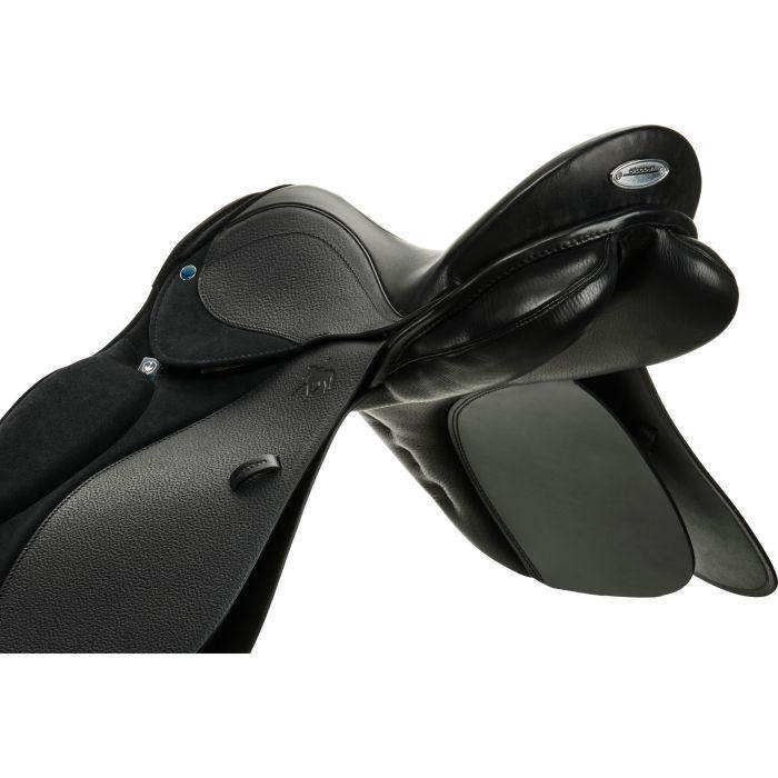 Stübben children dressage saddle Laurus - HorseworldEU